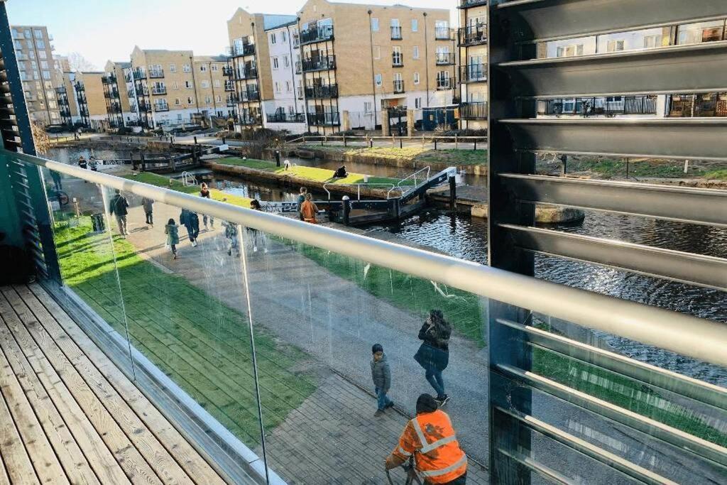 1988 Homes - Milend London Exteriör bild